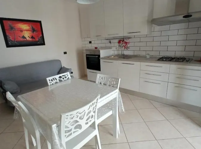 Casa Rosso Corallo * מונופולי