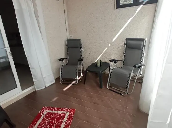 בית נופש Casa Rosso Corallo *